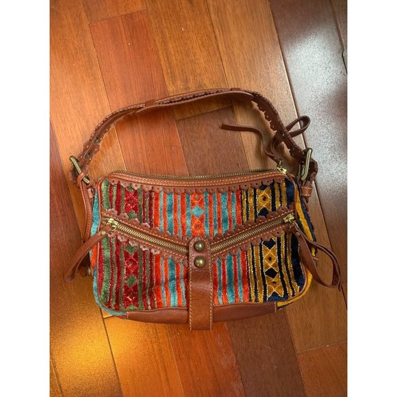 Isabella Fiore Shoulder Bag - Picture 1 of 5